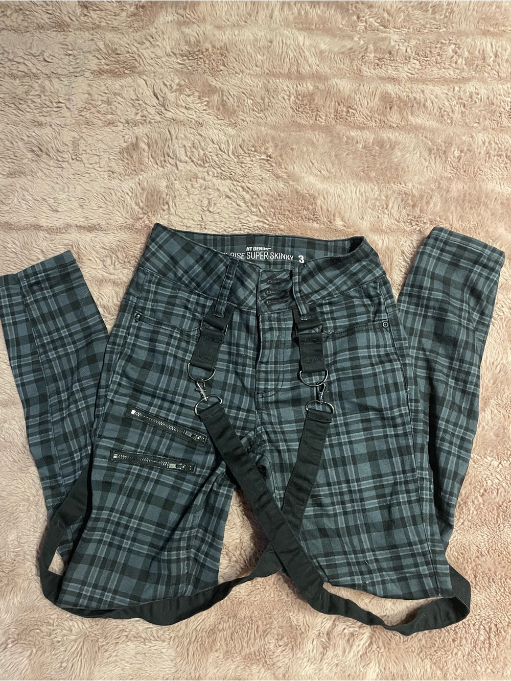 Hot topic Black & Gray Plaid Super Skinny Pants with Removable Suspenders
